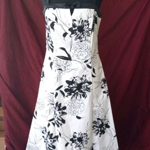 Robbie Bee white dress with black floral (everything must go! Moving sale)